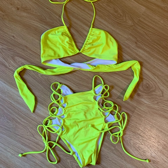 WE ARE HAH sustainable neon bathing suit - Picture 1 of 3